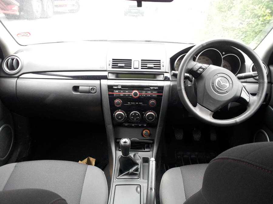 Mazda 3 Takara dashboard-trim
